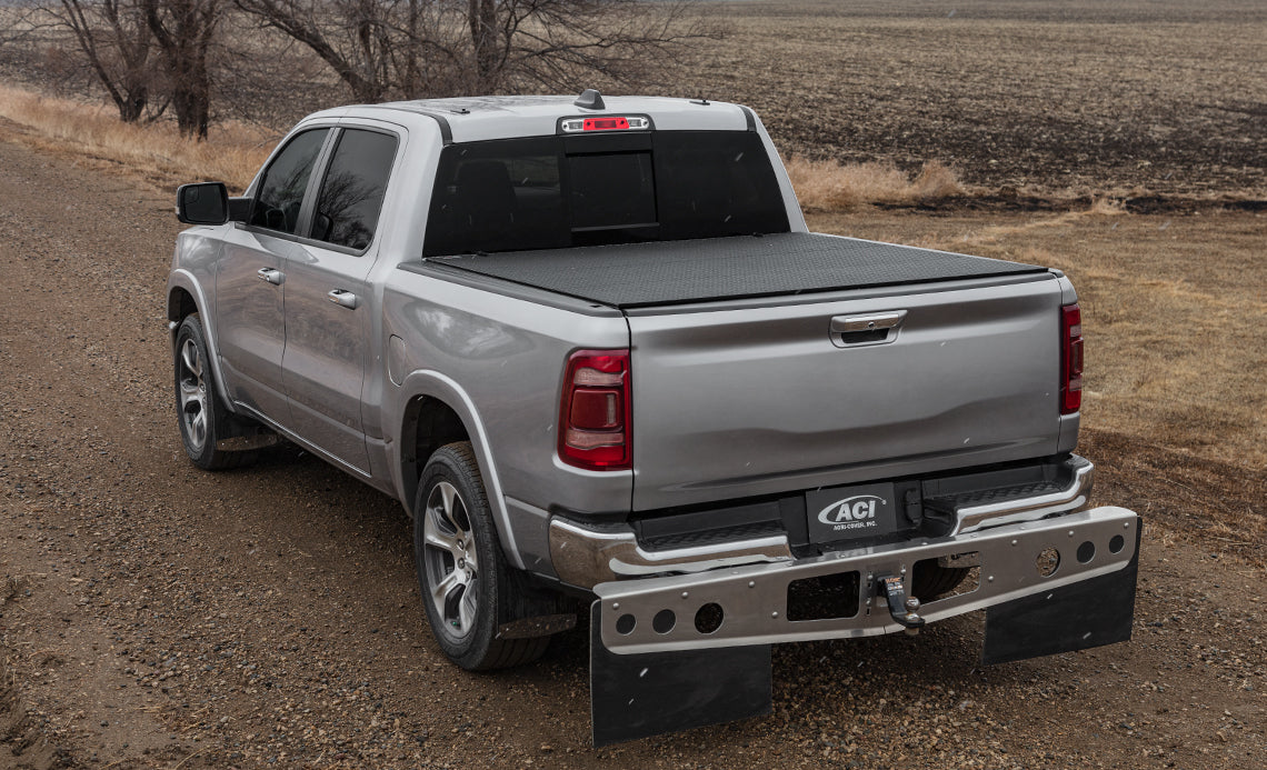 LOMAX Covers STANCE Hard Tri-Fold Truck Bed Cover